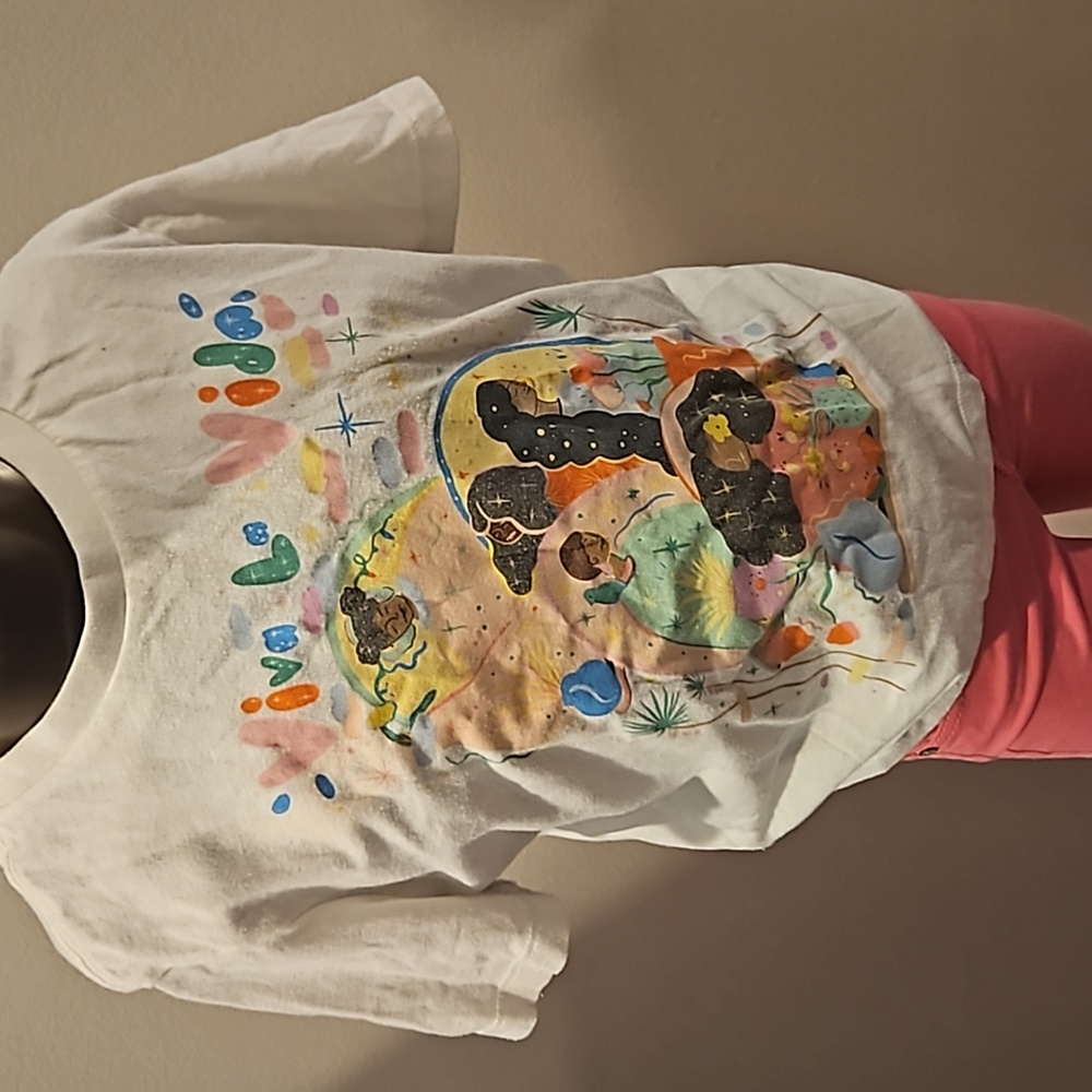 Old Navy T shirt